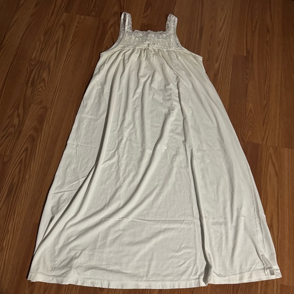 Dior Other - Christian Dior Vintage Lace Trim Night Gown Size M Designer Cozy‎ Classic Sleep
